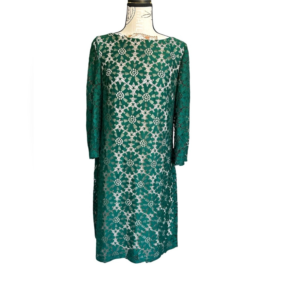 Jessica Howard Emerald Green Lace Dress w/3/4 sleeves and nude lining size 10